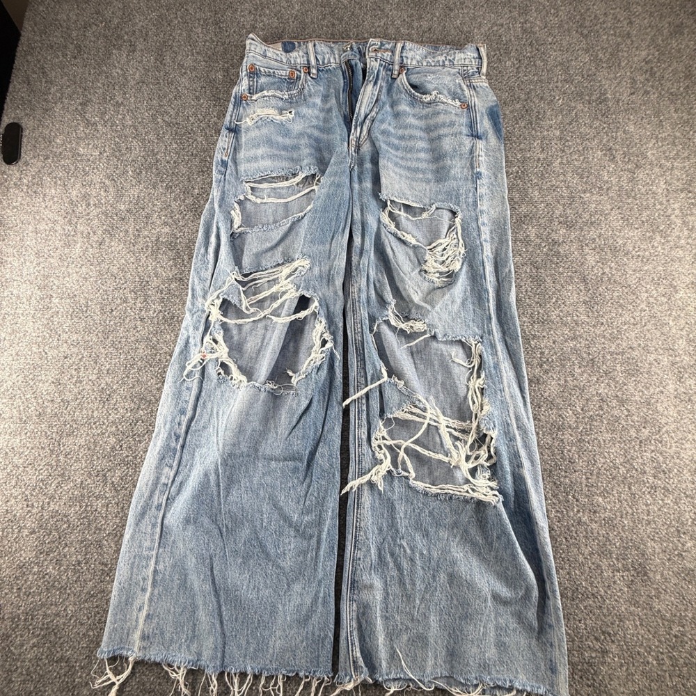 American Eagle High Waisted Wide Leg Distressed Jeans Light Wash Size 6 Regular